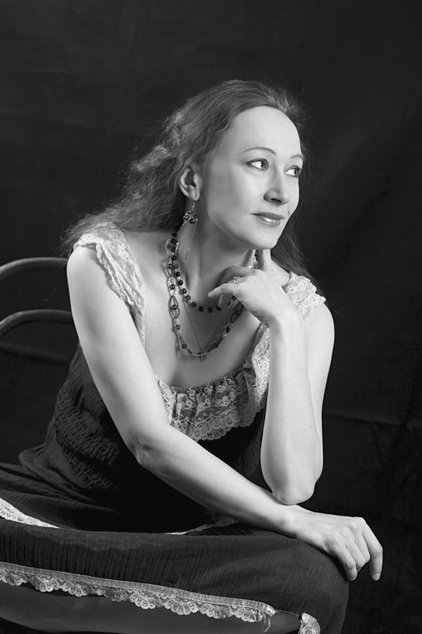 Анна Самохина. Роковая женщина советского кино - i_001.png