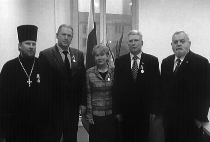 В прифронтовой полосе - i_044.jpg