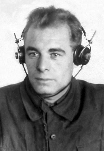 В прифронтовой полосе - i_048.jpg