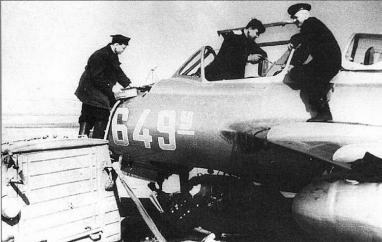 Истребитель МиГ-15 - img_140.jpg