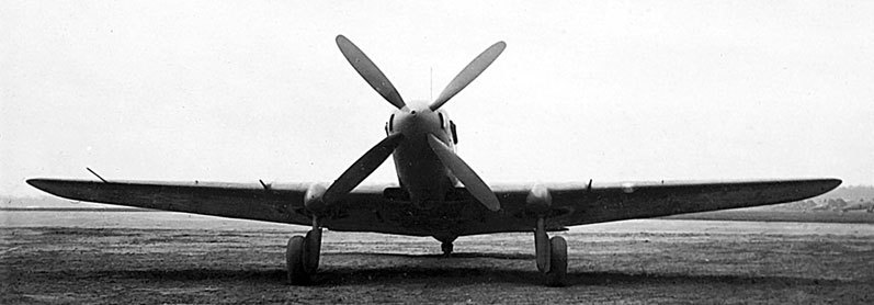 «Летающие танки» Ильюшина. Наследники Ил-2 - i_054.jpg