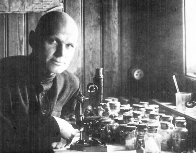 «Пока горит свеча…» Очерки по истории кафедры зоологии беспозвоночных Московского государственного университета - i_008.jpg