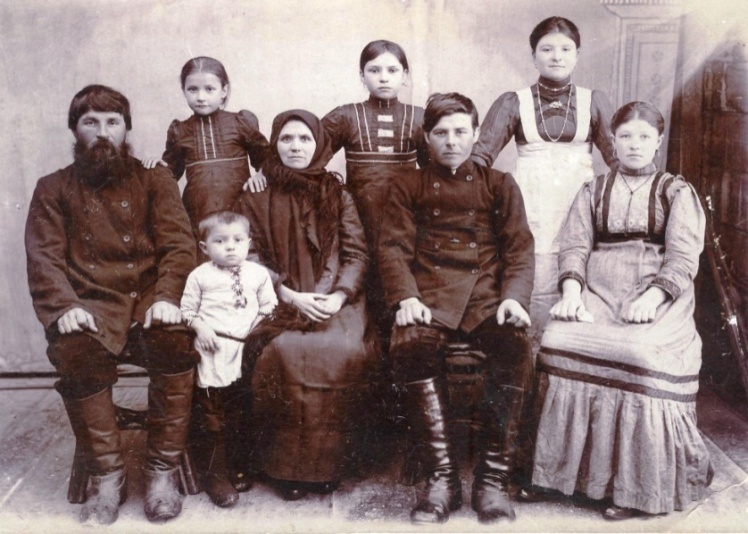 Капустин Яр: село, город, полигон - _9.jpg