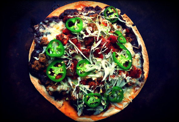 Уличная еда: рецепты блюд современного стрит-фуда - i_026.jpg