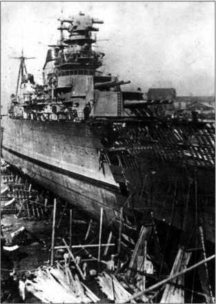 Героические корабли Великой Отечественной<br />(Гвардейские и Краснознаменные) - i_074.jpg