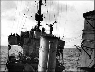 Героические корабли Великой Отечественной<br />(Гвардейские и Краснознаменные) - i_102.jpg