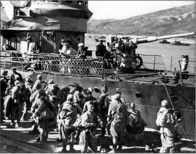 Героические корабли Великой Отечественной<br />(Гвардейские и Краснознаменные) - i_165.jpg