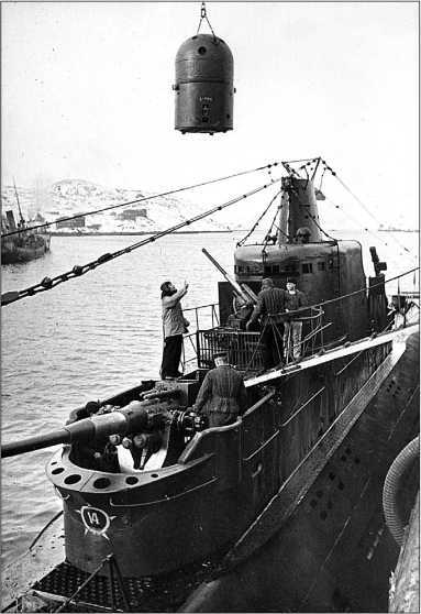 Героические корабли Великой Отечественной<br />(Гвардейские и Краснознаменные) - i_189.jpg