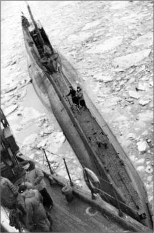 Героические корабли Великой Отечественной<br />(Гвардейские и Краснознаменные) - i_200.jpg