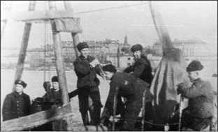 Героические корабли Великой Отечественной<br />(Гвардейские и Краснознаменные) - i_204.jpg