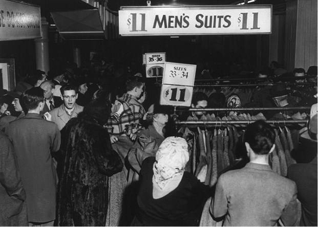 Костюм: стиль, форма, функция - i_005.jpg