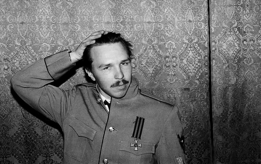 Путь Горыныча. Авторизованная биография Гарика Сукачева - i_006.jpg