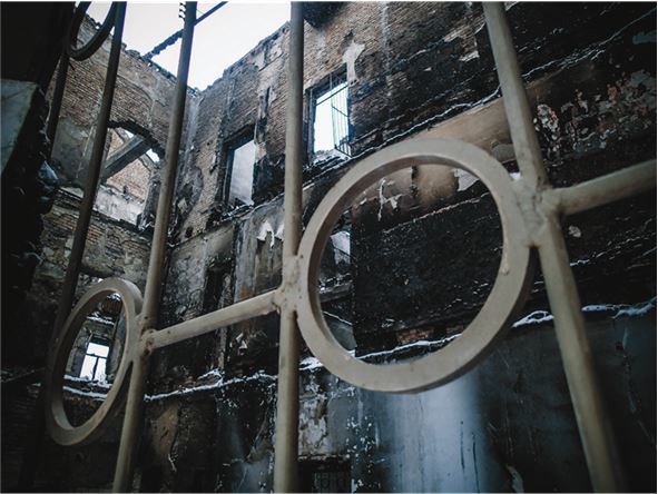 Здесь люди. Дневник - i_006.jpg