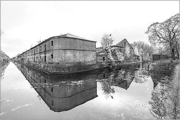 Кронштадт. Город-крепость. От основания до наших дней - i_037.jpg