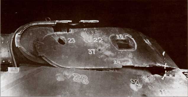 Первые Т-34<br />(Боевое применение) - i_022.jpg