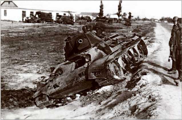 Первые Т-34<br />(Боевое применение) - i_119.jpg