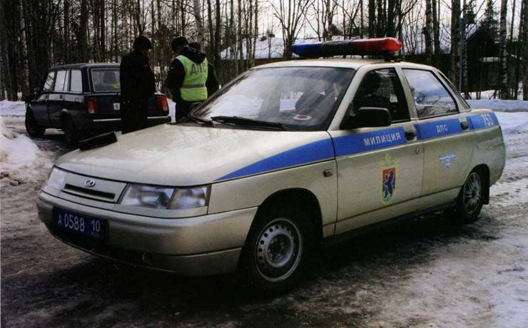 Автомобиль на службе, 2011 № 10 ВАЗ-2112 ДПС - pic_11.jpg