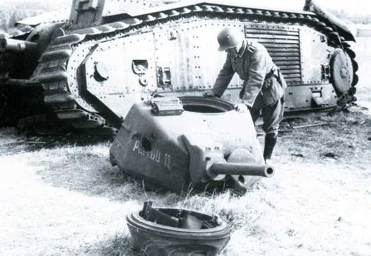 Боевые машины мира, 2014 № 26 Тяжелый танк B1bis - pic_5.jpg