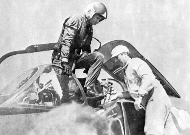 Мир Авиации 1994 Спецвыпуск Крылья над морем - pic_35.jpg