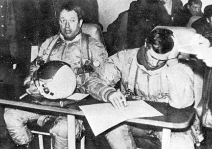 Мир Авиации 1994 Спецвыпуск Крылья над морем - pic_36.jpg