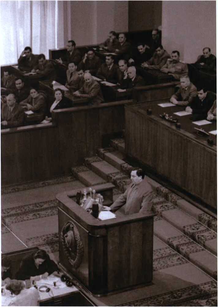 Николай Байбаков. Последний сталинский нарком - i_025.jpg