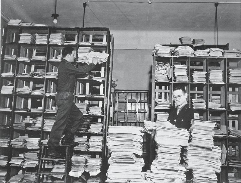 Нюрнбергский процесс - i_018.jpg