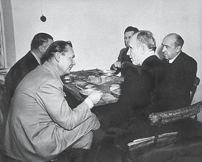 Нюрнбергский процесс - i_019.jpg