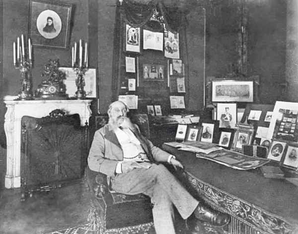 Знаменитые петербургские дома. Адреса, история и обитатели - img_172