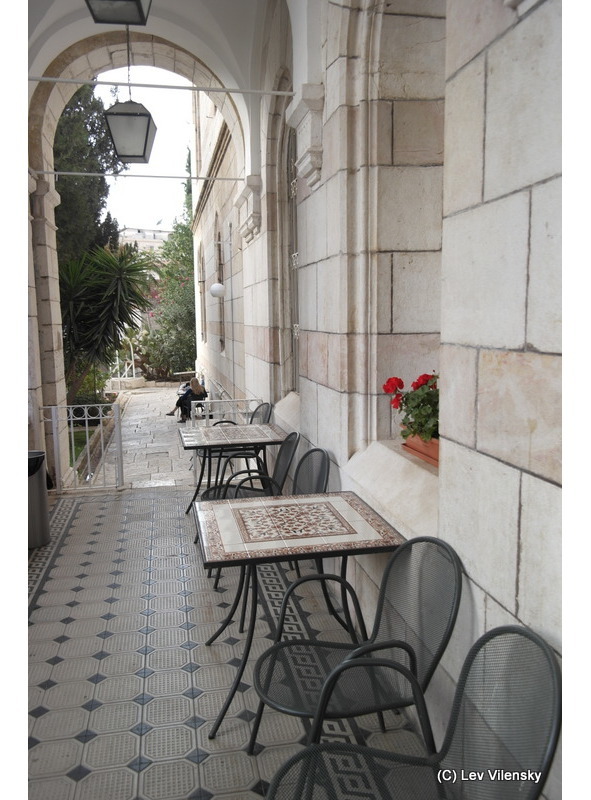 Иерусалим и его обитатели. Иерусалимские прогулки - image14_5782b57fbb05110600ecb3cb_jpg.jpeg