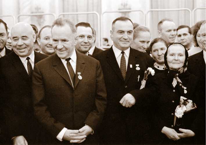 Алексей Косыгин. «Второй» среди «первых», «первый» среди «вторых» - i_196.jpg