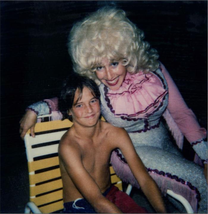 Друзья, любимые и одна большая ужасная вещь. Автобиография Мэттью Перри - p_19.jpg