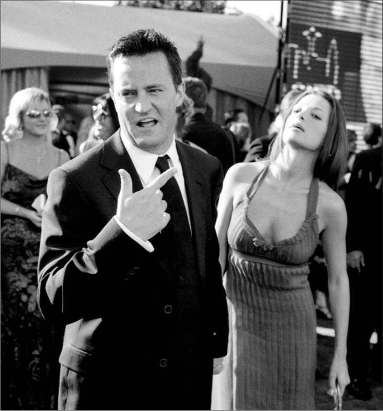 Друзья, любимые и одна большая ужасная вещь. Автобиография Мэттью Перри - p_34.jpg