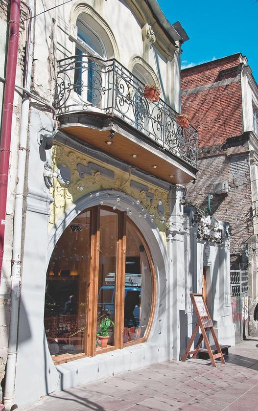 Тбилиси. Биография города - i_038.jpg