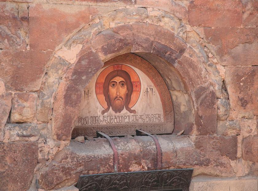 Тбилиси. Биография города - i_053.jpg