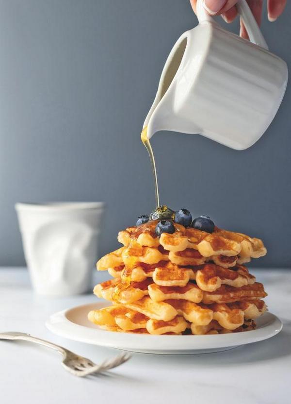 Творог, сдоба и любовь. Нежные рецепты для всей семьи. От сырников и запеканок до чизкейка и штоллена - i_028.jpg