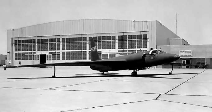 Ближний бой. ЦРУ против СССР - i_024.jpg