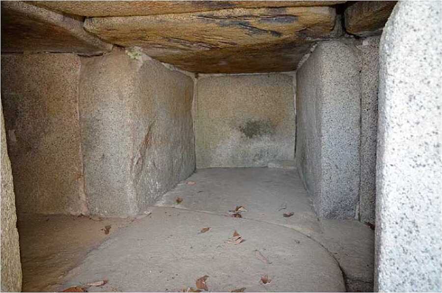 Страна восходящего солнца. Загадки древней истории - i_045.jpg