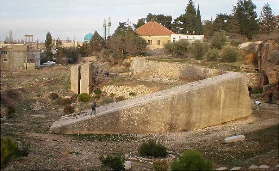 Страна восходящего солнца. Загадки древней истории - i_086.jpg