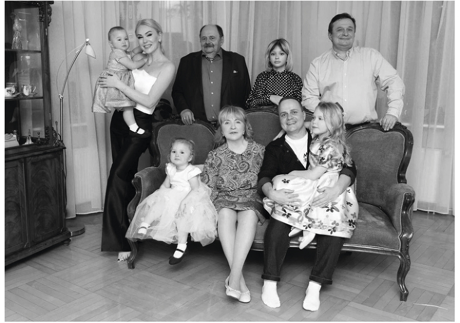 Исповедь (самозванца) предпринимателя: От маленького Миши к большому - i_003.png