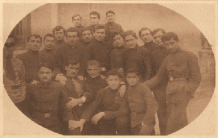 Анастас Микоян. От Ильича до Ильича. Четыре эпохи – одна судьба - i_012.jpg