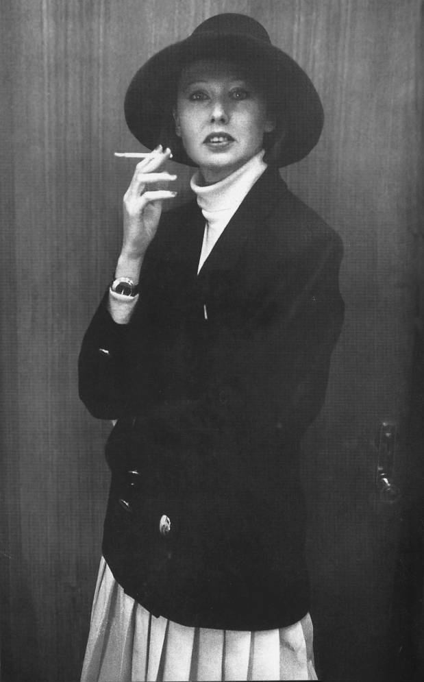 Это я — Елена: Интервью с самой собой. Стихотворения - i_012.jpg