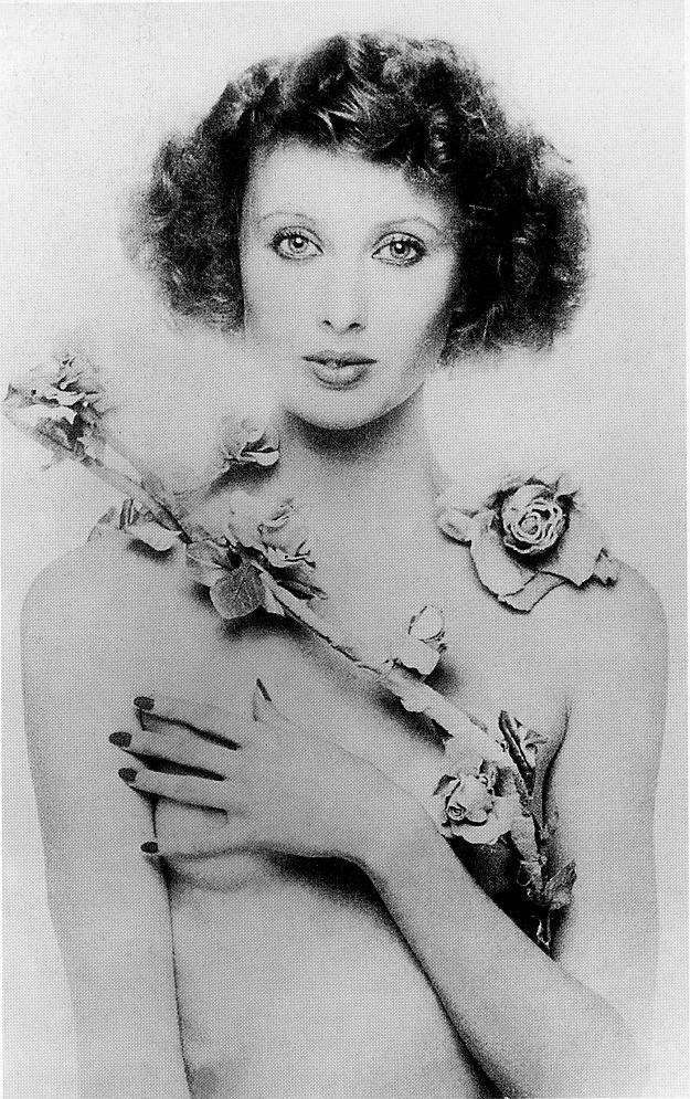 Это я — Елена: Интервью с самой собой. Стихотворения - i_019.jpg