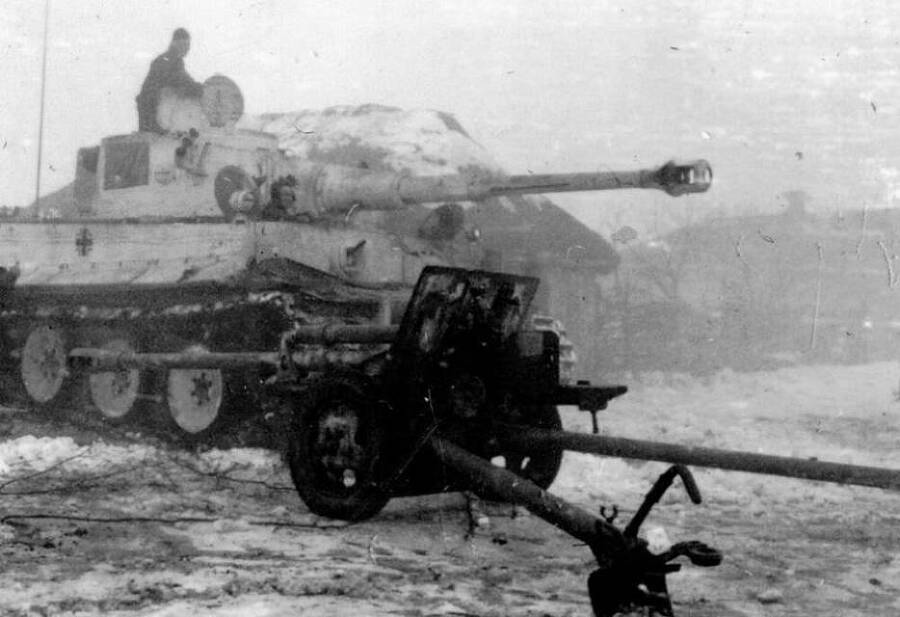 В трех шагах (СИ) - img_50