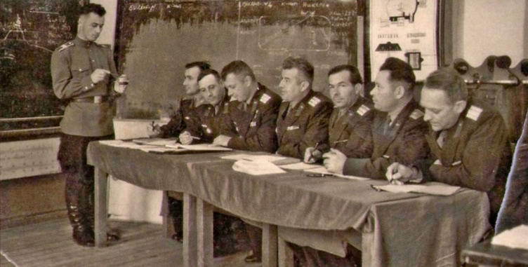 Авиация и космонавтика 2016 11 - img_6.jpg