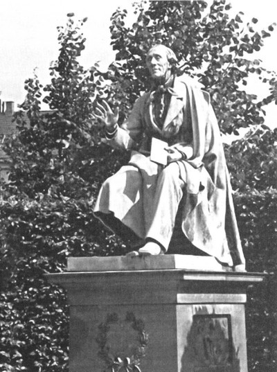 В Датском королевстве… - i_025.jpg