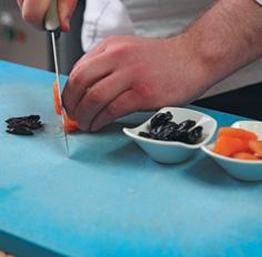 Готовим для детей - curd_with_apricots_and_prunes_1.jpg