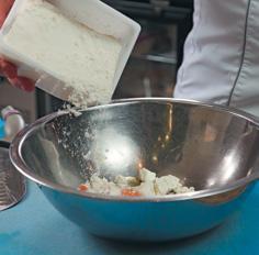 Готовим для детей - curd_with_apricots_and_prunes_3.jpg