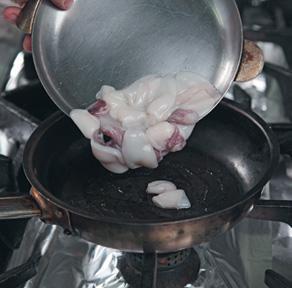 Готовим рыбу и морепродукты - fried_squid_4.jpg