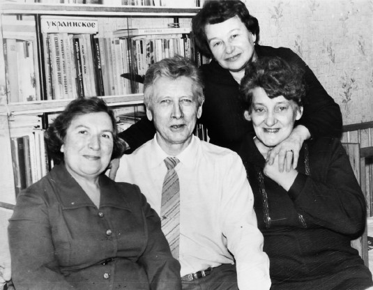 Лесной: исчезнувший мир. Очерки петербургского предместья - i_048.jpg