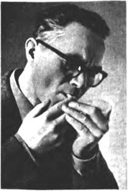 Летящие сквозь мгновенье: Коллективная повесть - i_013.jpg